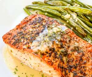 roasted salmon with green beans