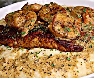 salmon with shrimp and mashed potatoes